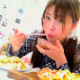 A very pretty Japanese girl is featured eating her meals and then later shitting them out. All recorded in the privacy of her own apartment. Presented in 720P HD. 528MB, MP4 file. Over 32 minutes.